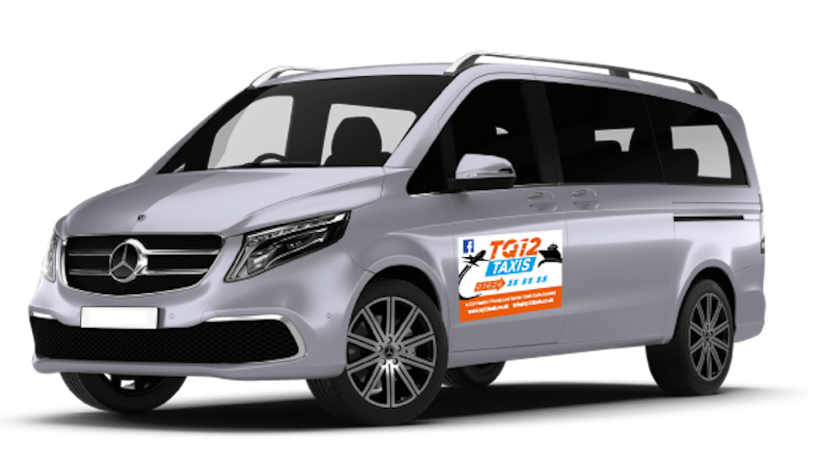 Newton Abbot Magnetic Vans Signs on a 8 seater taxi